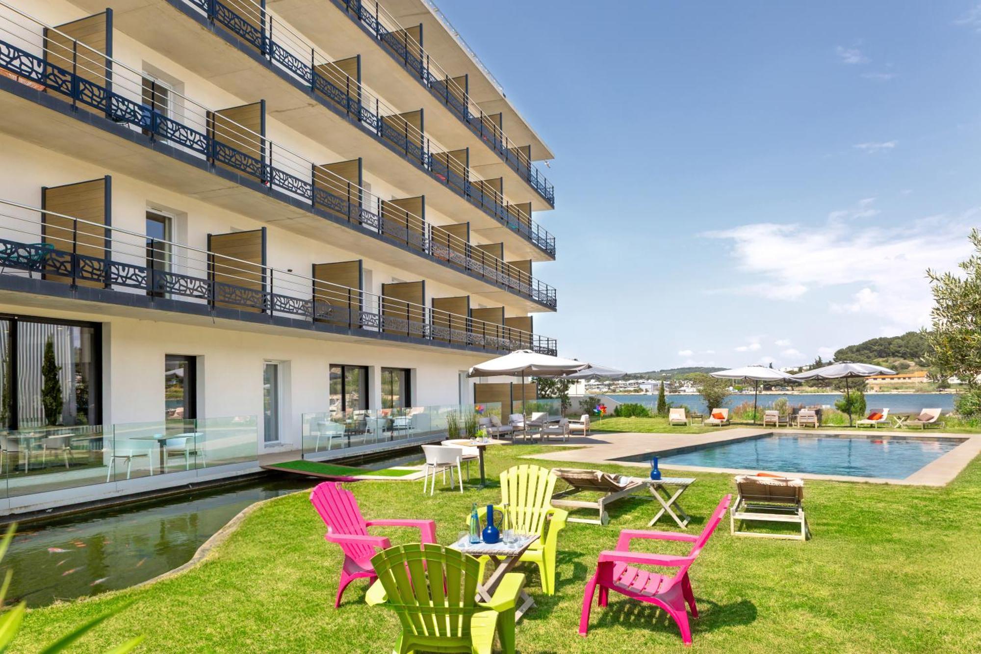 Golden Tulip Hotel & Rooftop Martigues Provence Exterior foto