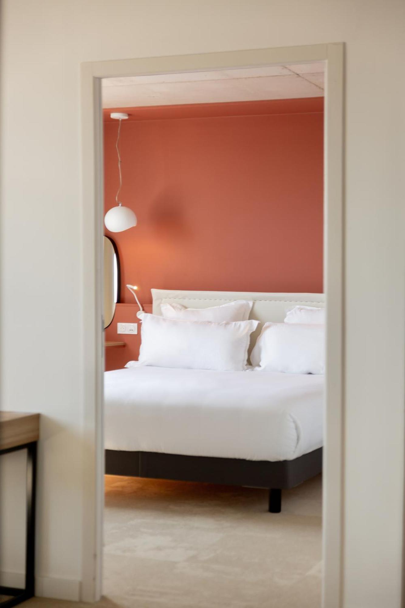Golden Tulip Hotel & Rooftop Martigues Provence Exterior foto