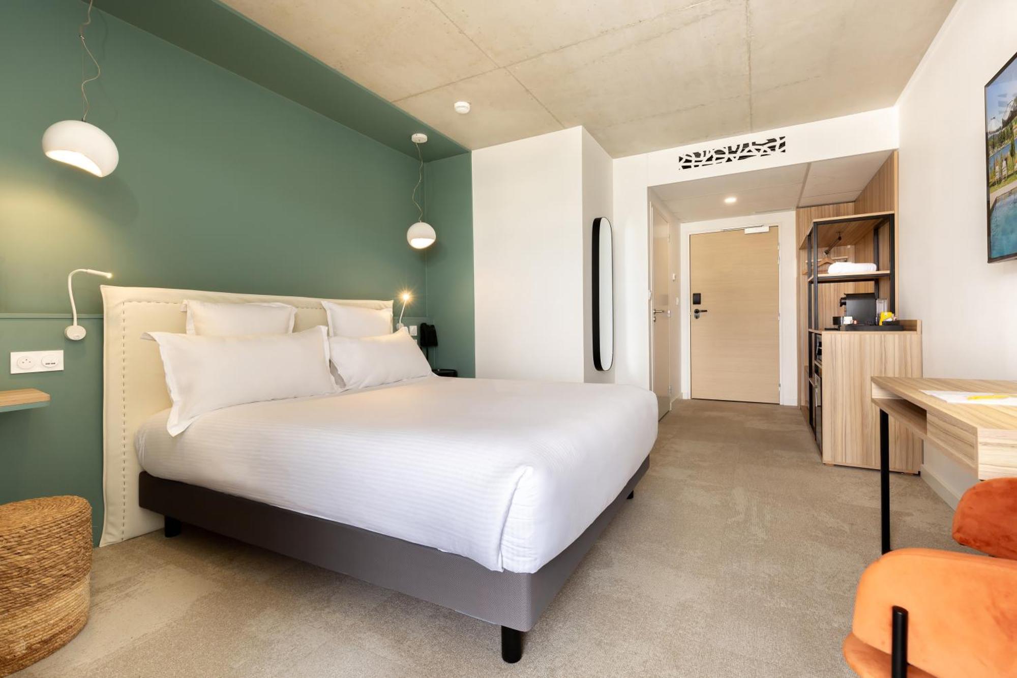 Golden Tulip Hotel & Rooftop Martigues Provence Exterior foto